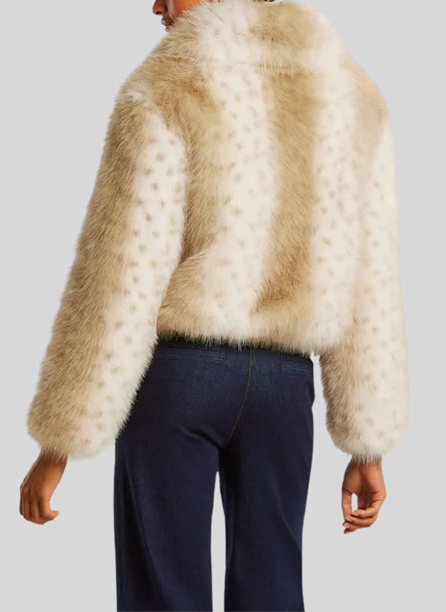 ABRIGO CORTO PELO BEAUMONT